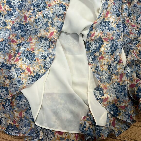 LAUREN RALPH LAUREN FLORAL CRINKLE GEORGETTE TIE NECK TIERED DRESS SIZE 10 - Picture 15 of 15